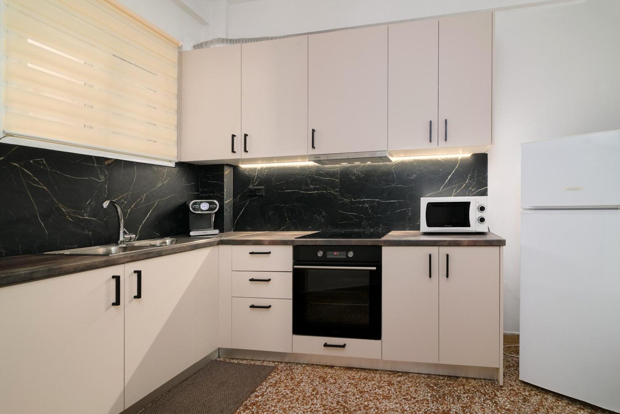 Venias apartment Kallimarmaro&Zappeio area Atenas Exterior foto